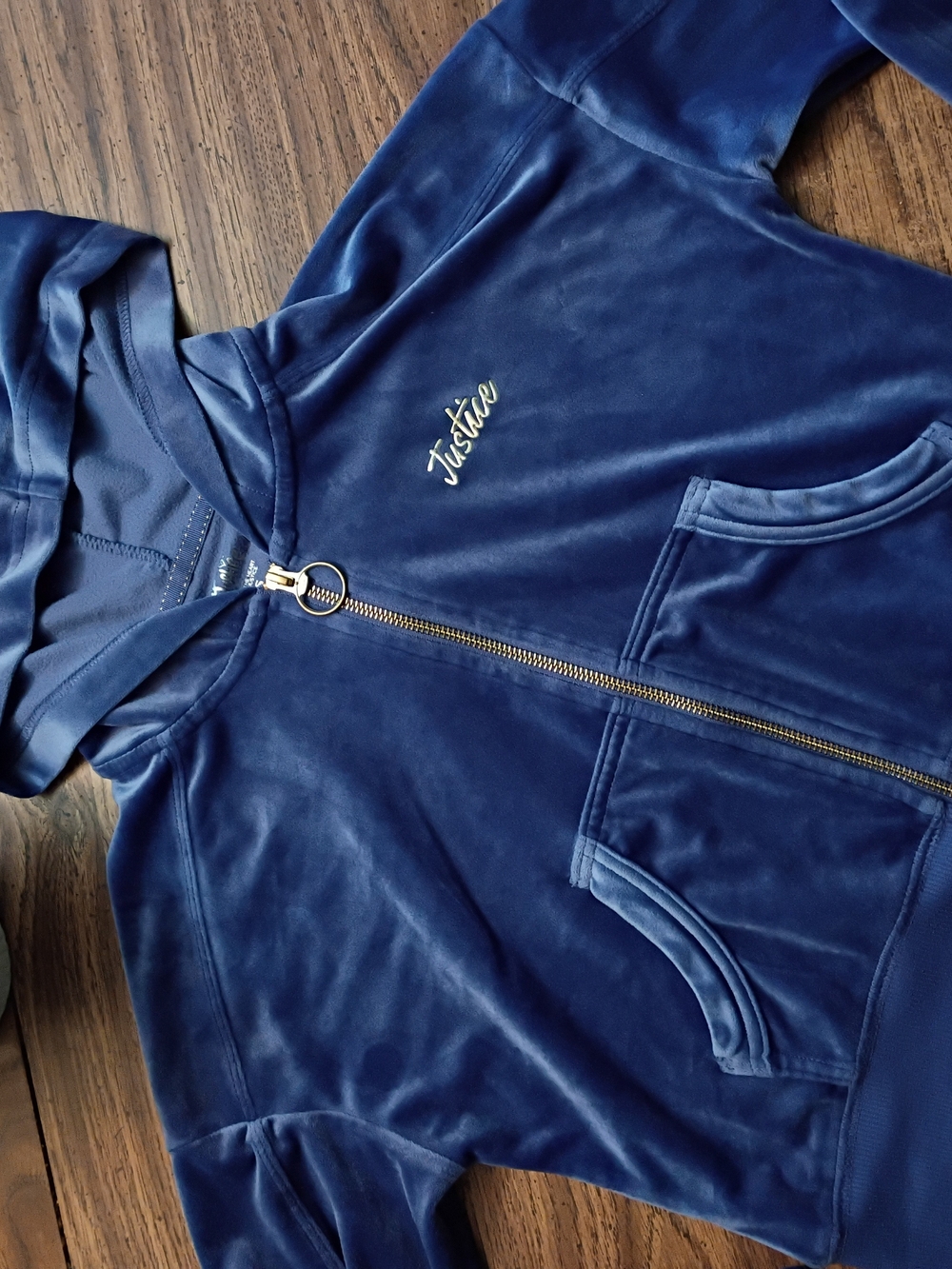🩷Girls Size Small Justice Navy Velour Hoodie with Gold Logo Detail